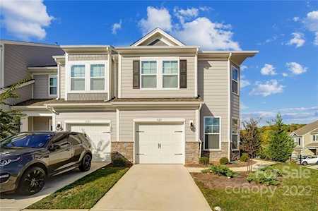 323 Bulrush Rd Lake Wylie, SC 29710