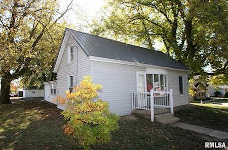 407 E Fast St Mackinaw, IL 61755