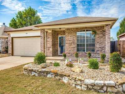 6449 Riverwater Trail Fort Worth, TX 76179