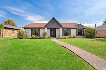 817 Sandhurst Drive Plano, TX 75025