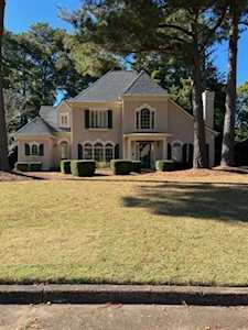 411 N Doe Trail Cv Memphis, TN 38018
