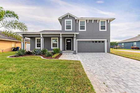 132 Bentley Oaks Blvd Auburndale, FL 33823