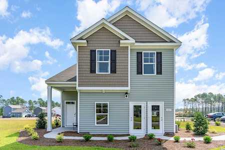 2204 Blackthorn Dr. Conway, SC 29526