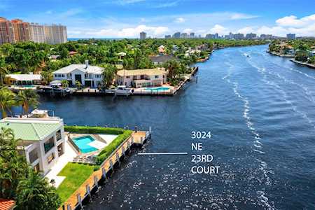 3024 NE 23rd Ct Fort Lauderdale, FL 33305