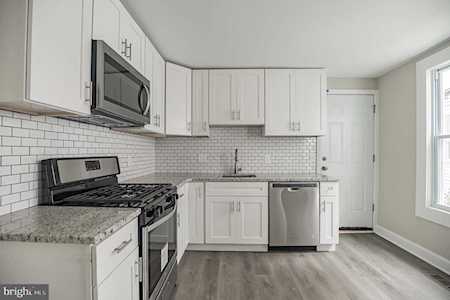 404 Lawrence St Burlington, NJ 08016