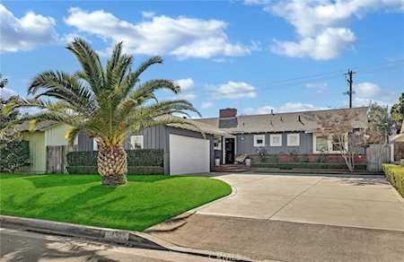 437 Cabrillo St Costa Mesa, CA 92627