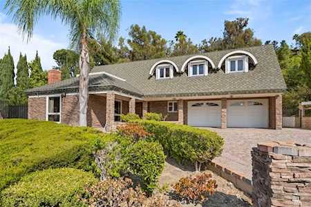10262 Deerhill Dr North Tustin, CA 92705