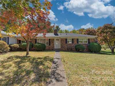 22 Carjen Ave Asheville, NC 28804