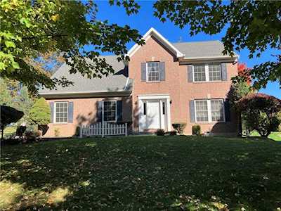 1037 Linden Hollow Ln Allentown, PA 18104