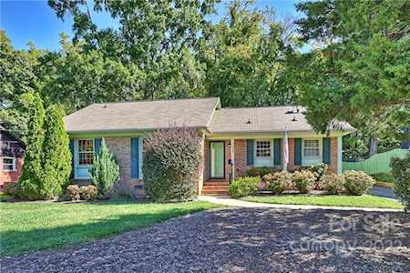 1939 Edgewater Dr Charlotte, NC 28210
