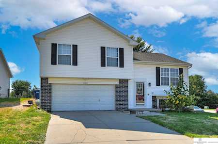 14306 S 25 Ave Bellevue, NE 68123