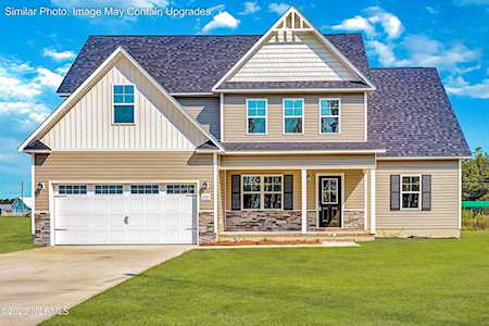 1784 Riggs Road Maysville, NC 28555