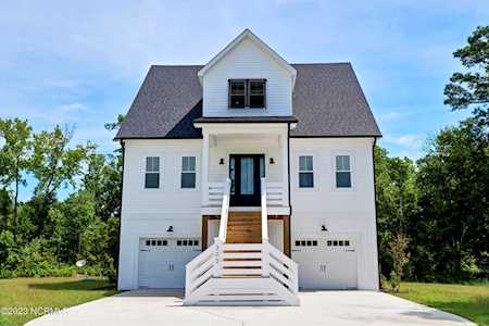303 Landon Lane Sneads Ferry, NC 28460