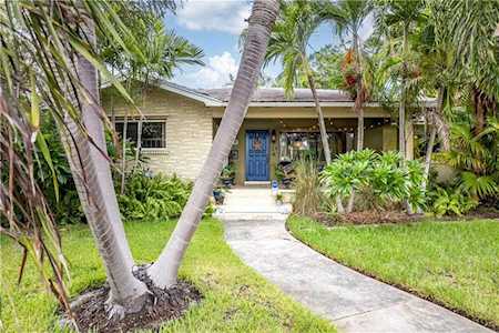 819 Hollywood Blvd Hollywood, FL 33019