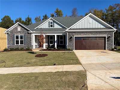 4006 Sagemont Dr Concord, NC 28027