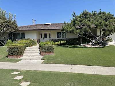 13752 Dall Ln North Tustin, CA 92705