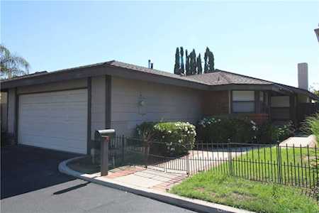 1127 Cabrillo Park Dr Santa Ana, CA 92701
