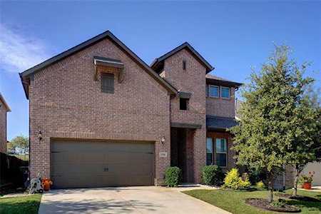 1910 Brookhill Drive Garland, TX 75043