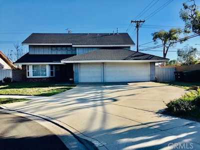 17522 Medford Ave Tustin, CA 92780