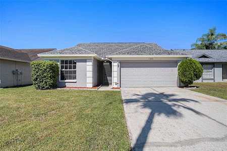 1808 Tarah Trace Dr Brandon, FL 33510