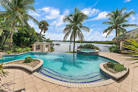 9460 SE Point Terrace Jupiter, FL 33469