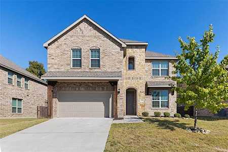 1725 Crescent Oak Street Wylie, TX 75098