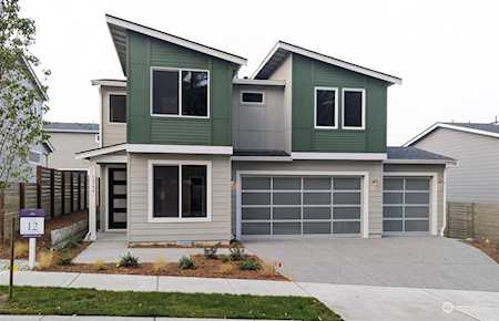13724 NE 97th St #12 Redmond, WA 98052