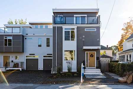 22 West #22 Medford, MA 02155