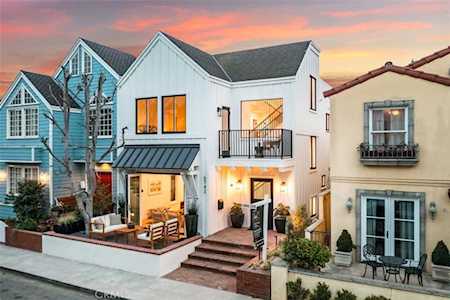 5742 E Lucia Long Beach, CA 90803
