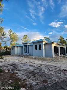 262 NE 16th Ave Naples, FL 34120