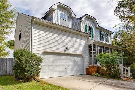124 Lucas Creek Rd Newport News, VA 23602
