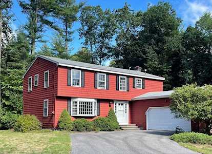 6 Hidden Valley Rd Westford, MA 01886