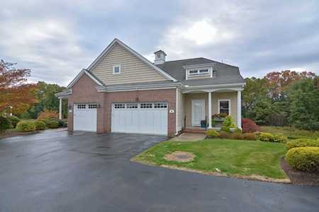 8 Winterberry Way #8 Norfolk, MA 02056
