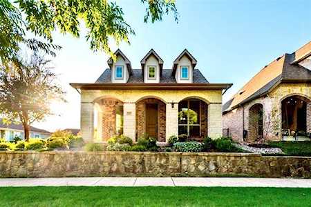 829 Harmony Lane Mckinney, TX 75069
