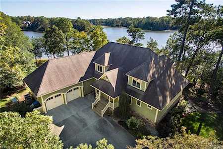800 S Spigel Dr Virginia Beach, VA 23454