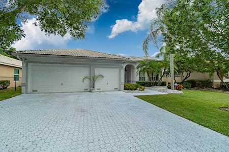 4937 NW 115th Terrace Coral Springs, FL 33076