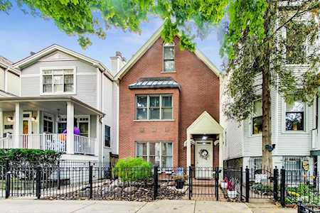 2127 W Melrose St Chicago, IL 60618