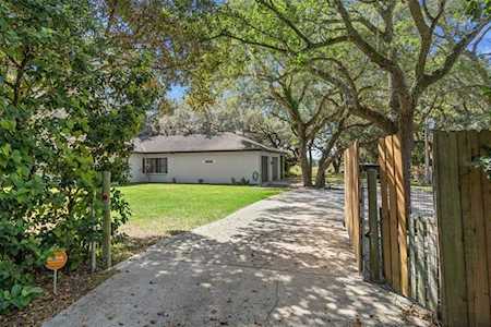9352 Hilltop Dr New Port Richey, FL 34654