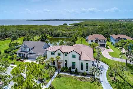 7824 Marsh Pointe Dr Tampa, FL 33635
