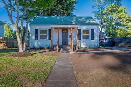 705 Harway Ave Chesapeake, VA 23325