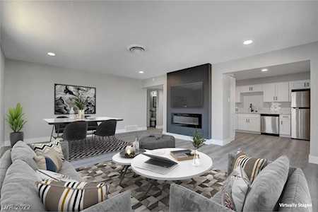 608 Falcon Ln Las Vegas, NV 89107