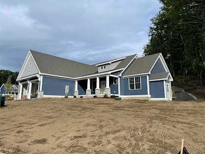 85 Arthur Ave #5q Manchester, NH 03104