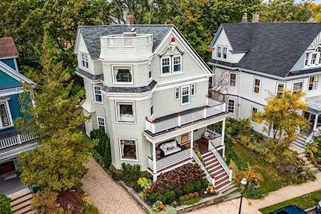 21 Wellesley Park Boston, MA 02124