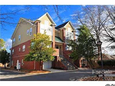 1515 Ranlo Ave Charlotte, NC 28204