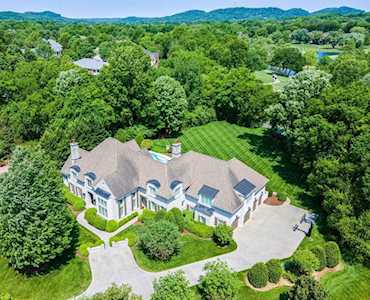 5250 Hayes Place Brentwood, TN 37027