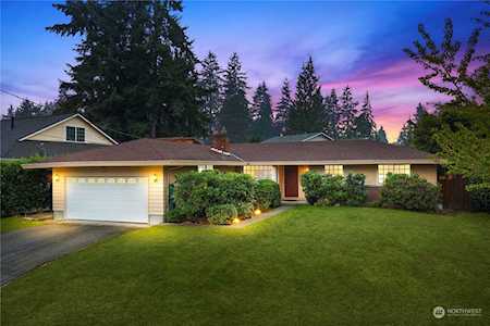 2227 172nd Ave NE Bellevue, WA 98008