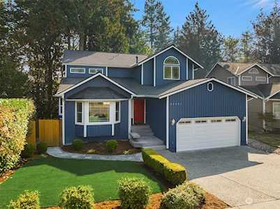 22321 NE 9th Dr Sammamish, WA 98074