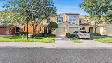 6952 Hawthorne Trace Ln Riverview, FL 33578