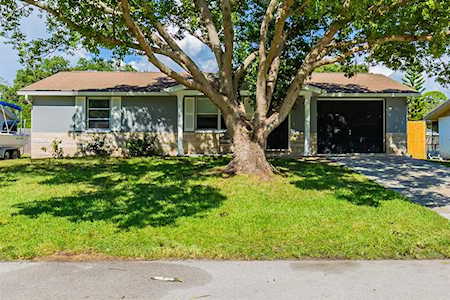 7318 Dianne Dr New Port Richey, FL 34652