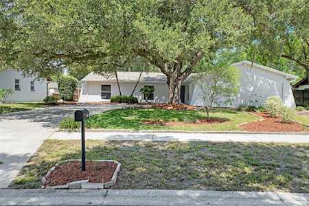 13507 Greenleaf Dr Tampa, FL 33613
